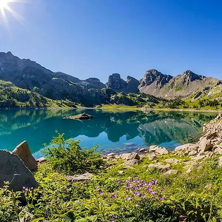D'une A A 185 M Des Pistes Avec Terrasse Amenagee Et Wifi Appartement *